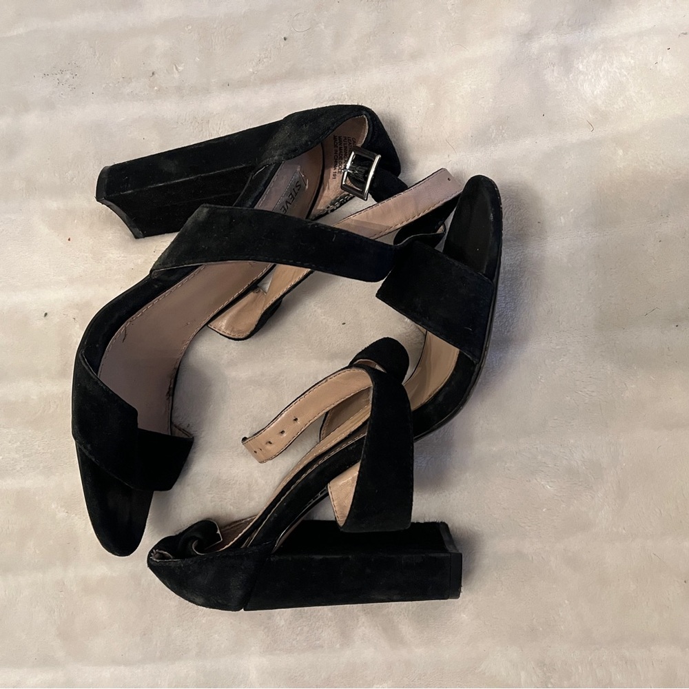 Steven Madden Black Two-Strap Heel Sandal